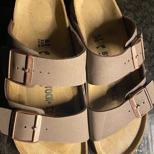 Birkenstock’s women’s size 10 new